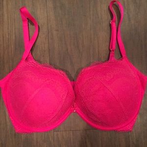 Victoria’s Secret Plunge Push-Up Bra